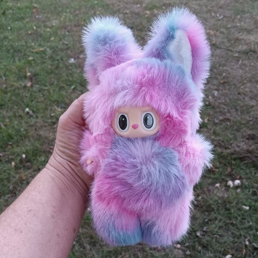 Custom fox monster (cotton candy color)